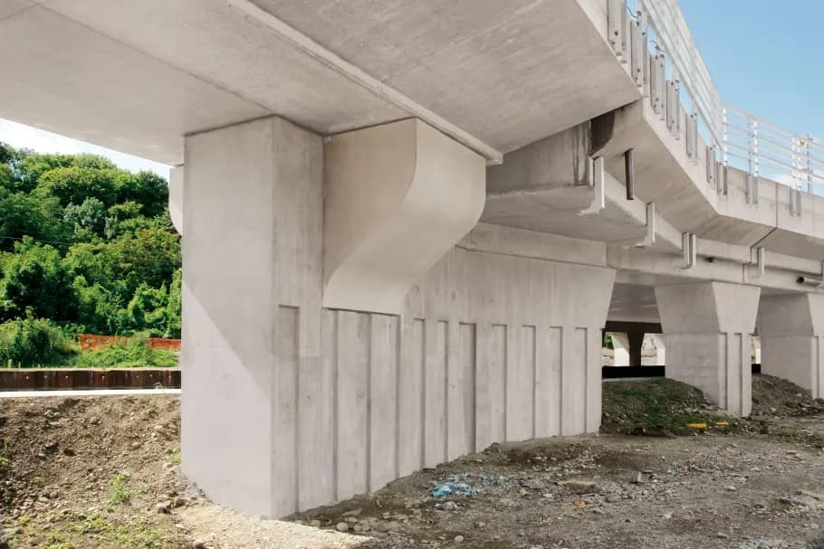 Comprendre les têtes de pont en béton et leur rôle crucial dans le drainage