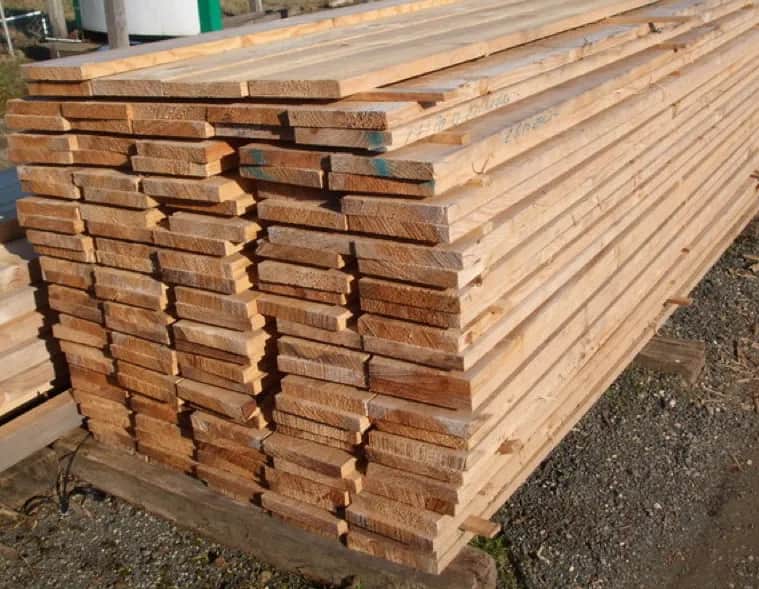 Planche de coffrage Brico Dépôt 4 m : qualité et prix à comparer